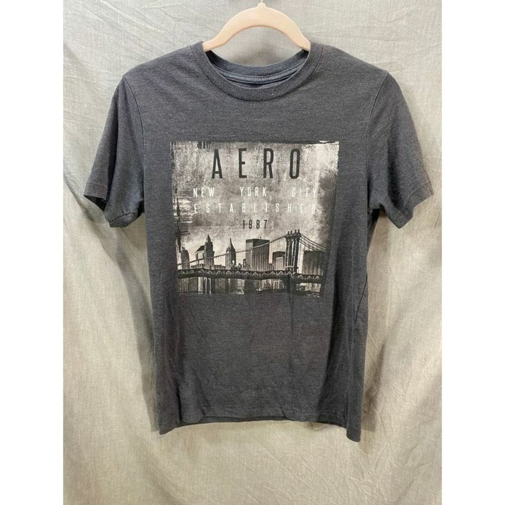 Aeropostale New York‎ City Shirt Adult Small Gray Short Sleeve Pullover Tee Mens